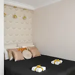 Grand Central Suite 5Min From Central Station With A Balcony& Air Conditioning