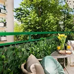 Grand Central Suite 5Min From Central Station With A Balcony& Air Conditioning